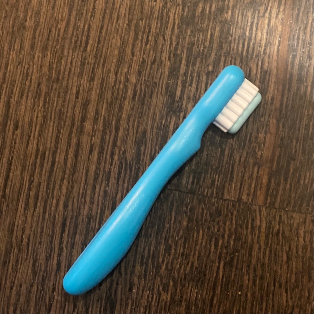 Melissa & Doug Dentist Kit Toothbrush & Retsiner only